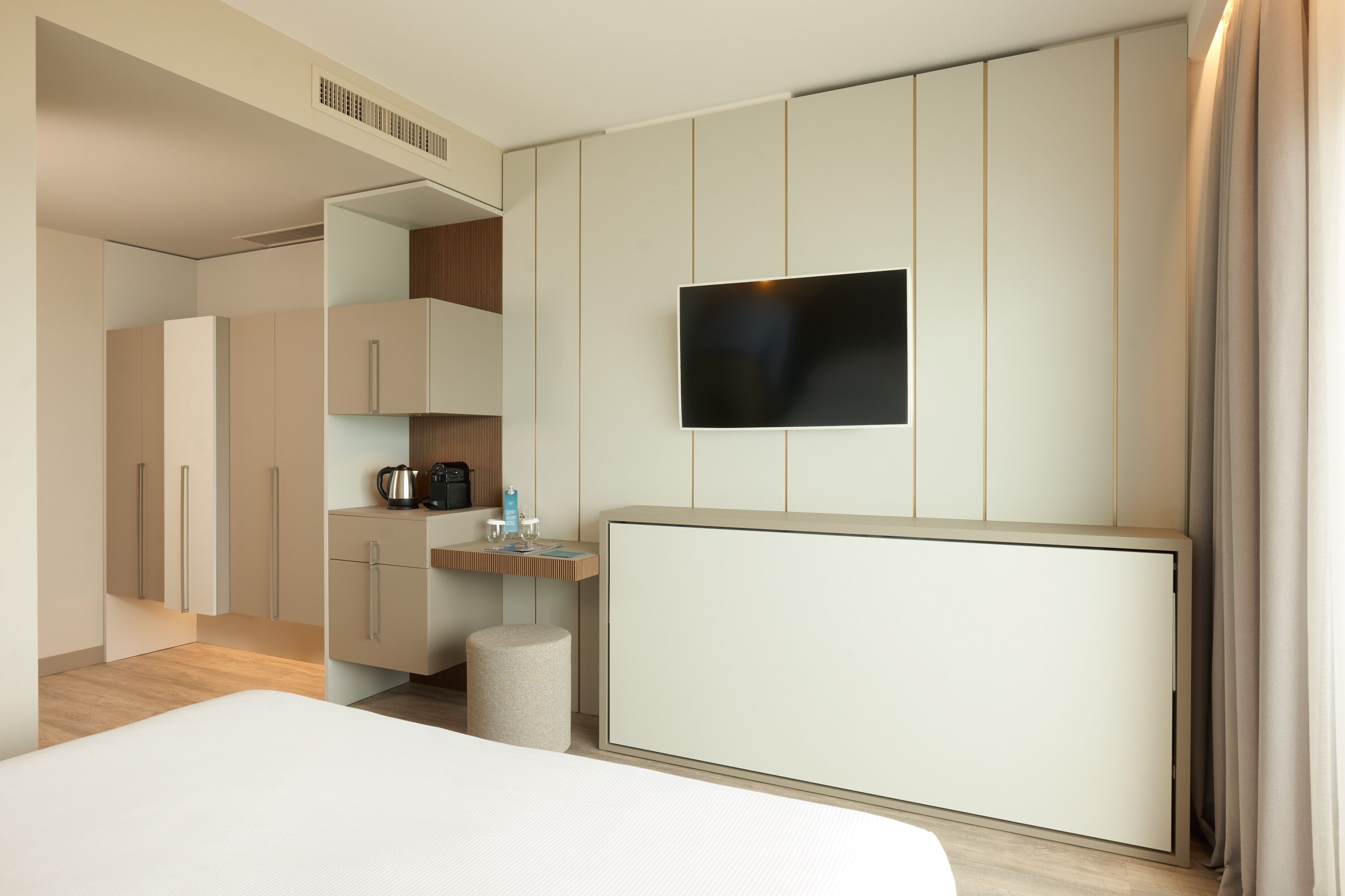 1 bedroom, minibar, in-room safe, desk