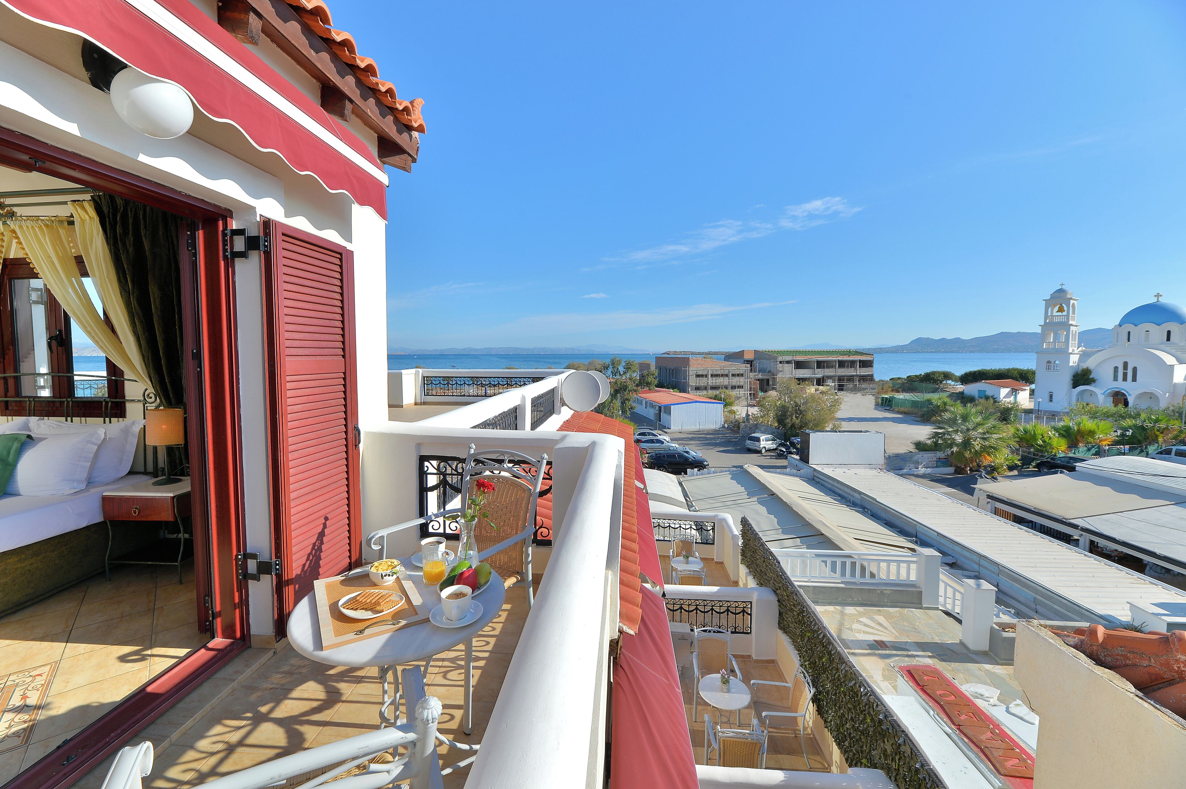 standard room, partial sea view | balcony view