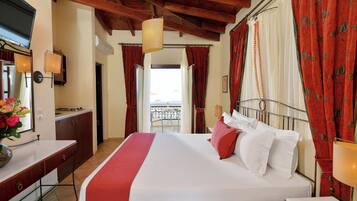 Standard Room, Partial Sea View