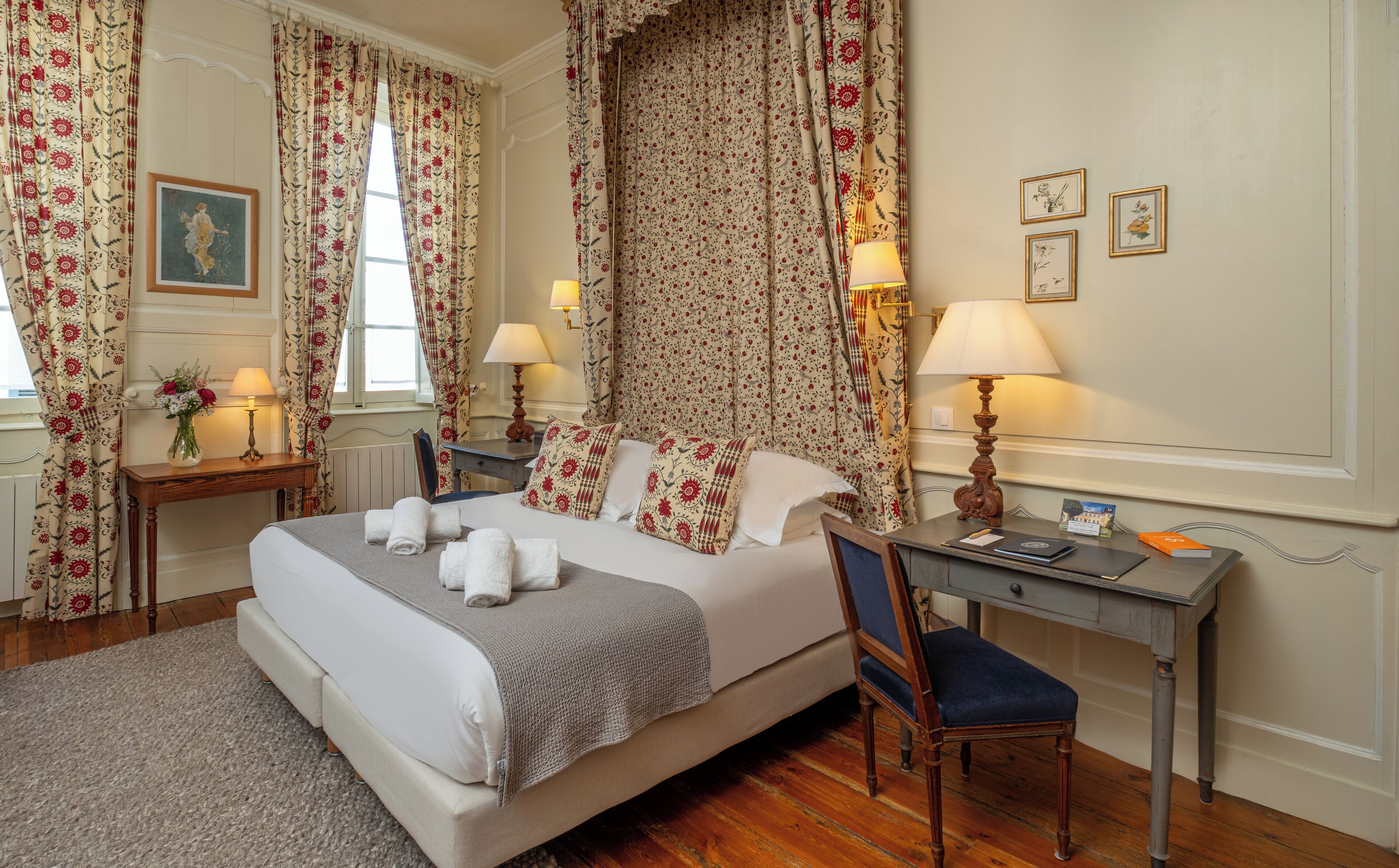 Dobbeltrom – premium, 1 kingsize-seng, hageutsikt | Sengetøy av topp kvalitet, safe på rommet og individuelt dekorert