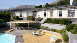 Unclassified image, 3 of 65, button - Colourful Manor Luxury Lodge (Cape Town)