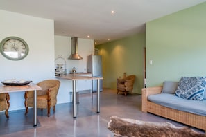 Appartement, 2 chambres, terrasse | Aire de séjour