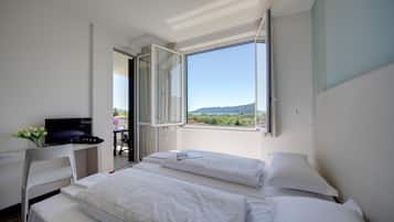 Apartment, 1 Bedroom, Lake View