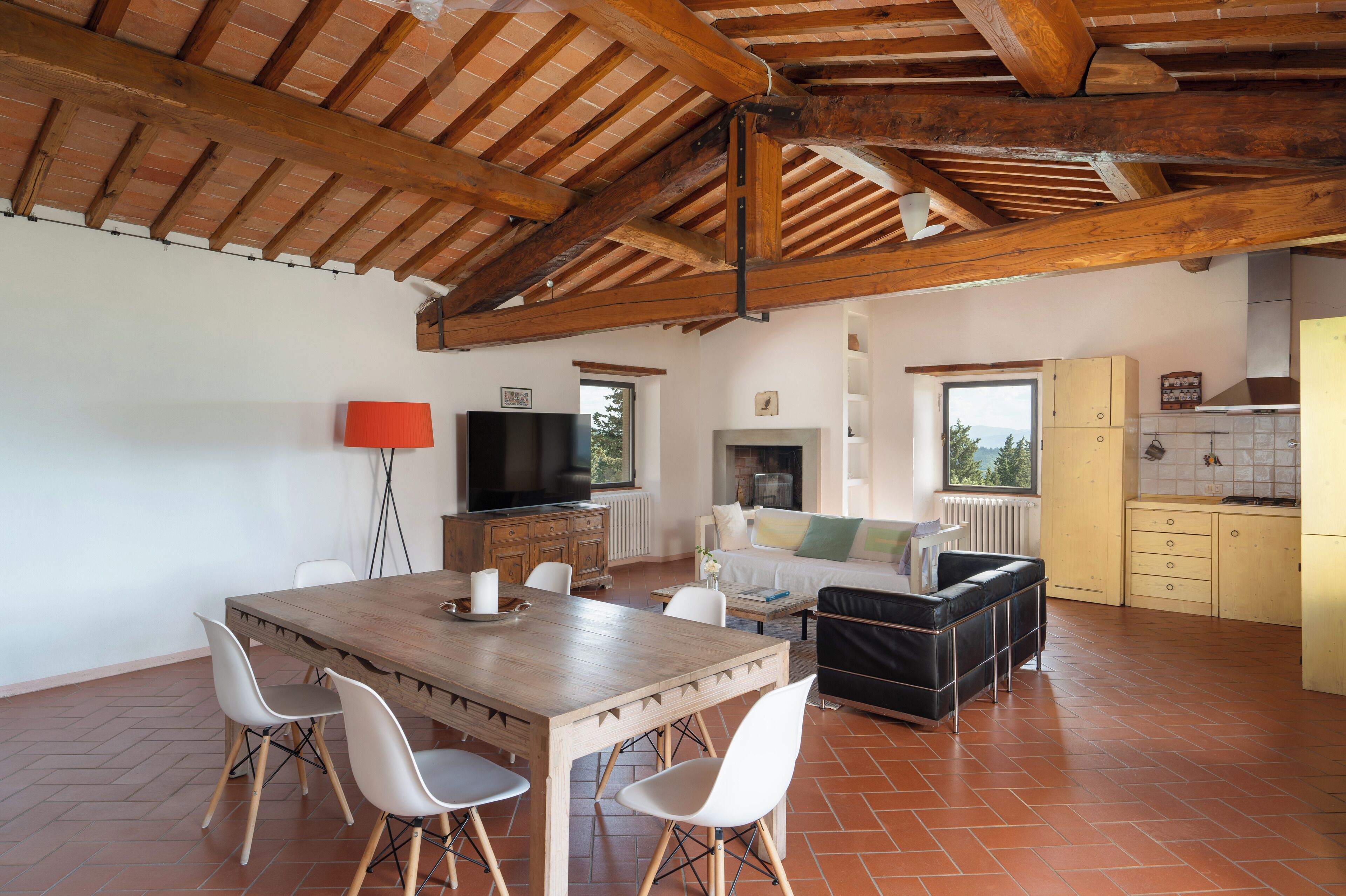 Ropa de cama de alta calidad y minibar 