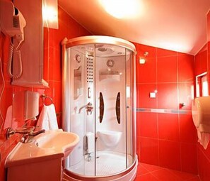 Panoramic Apartment, 1 Bedroom | Bathroom amenities - Hotel Regina (Bijela)