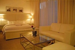 In-room safe, free WiFi - Canyon Boutique Hotel (Amman)