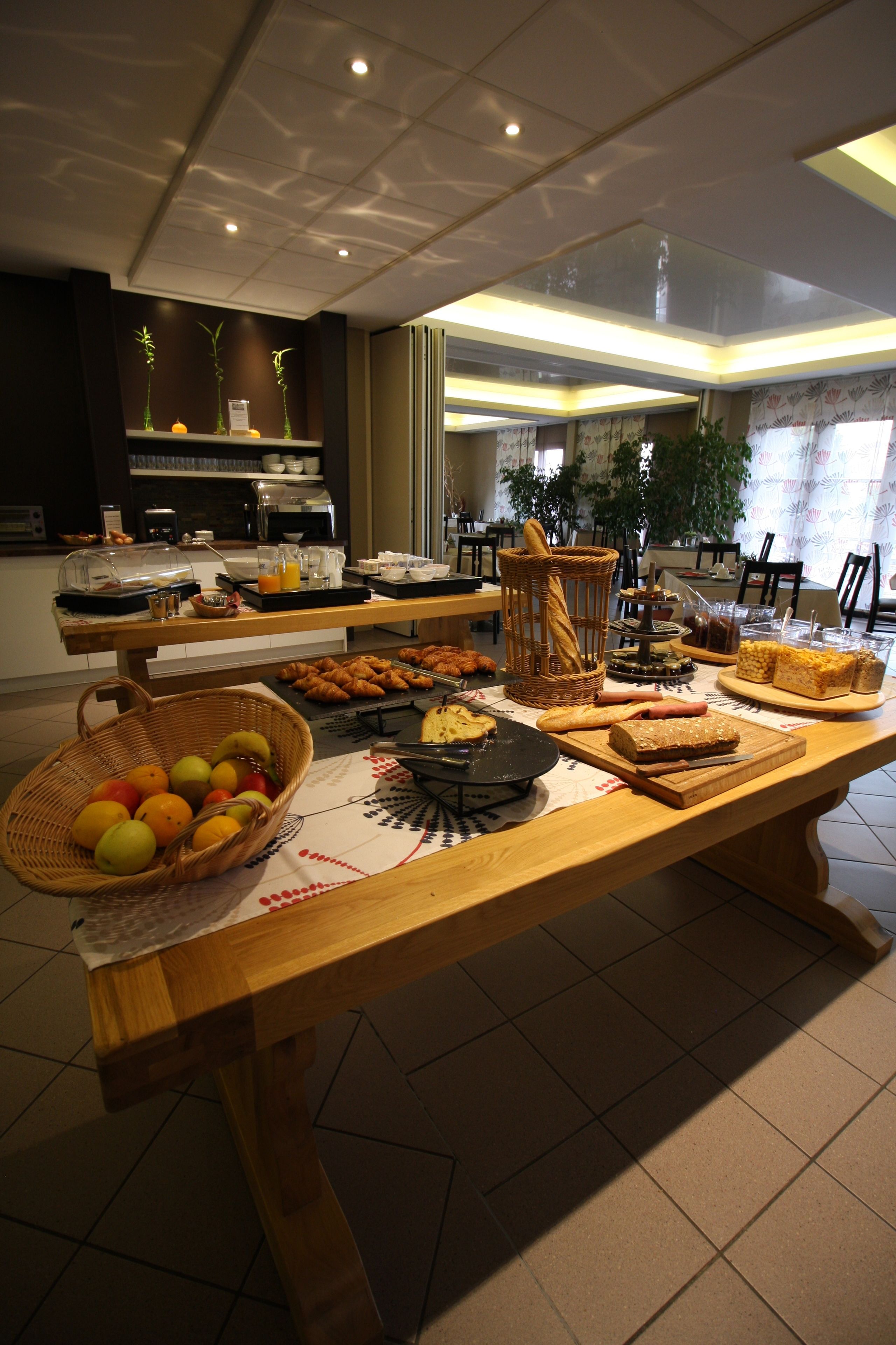 daily buffet breakfast (eur 13 per person)