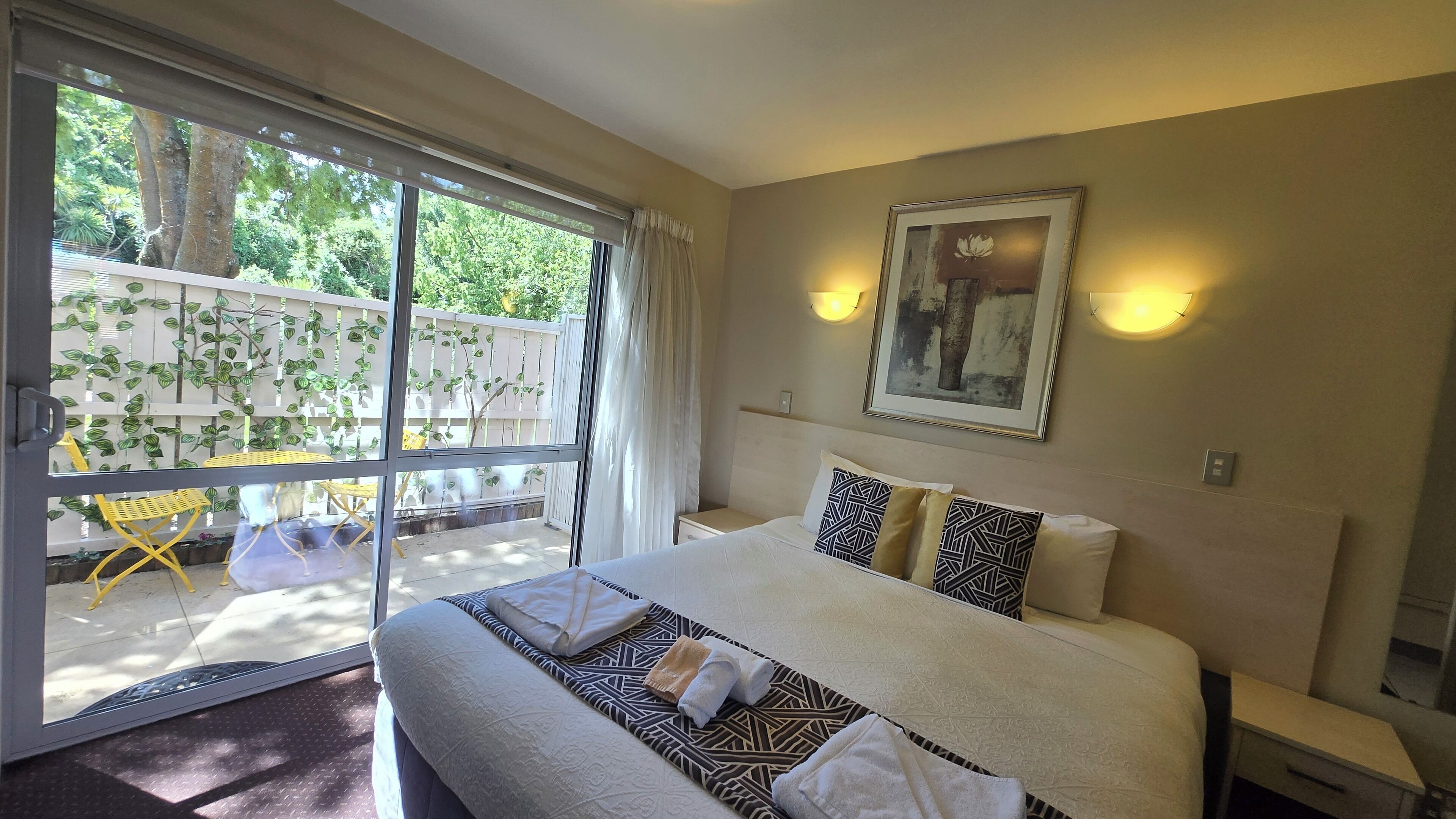 Photo - Kings Of Riccarton Motel- Close to Railway Station and Airport with Shuttle service