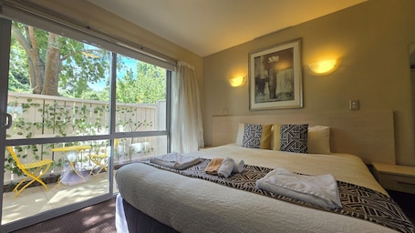 Ropa de cama de alta calidad, escritorio y sistema de insonorización . 162 Kings of Riccarton Motel