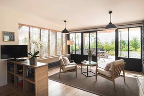 Literie hypoallergénique, coffres-forts dans les chambres