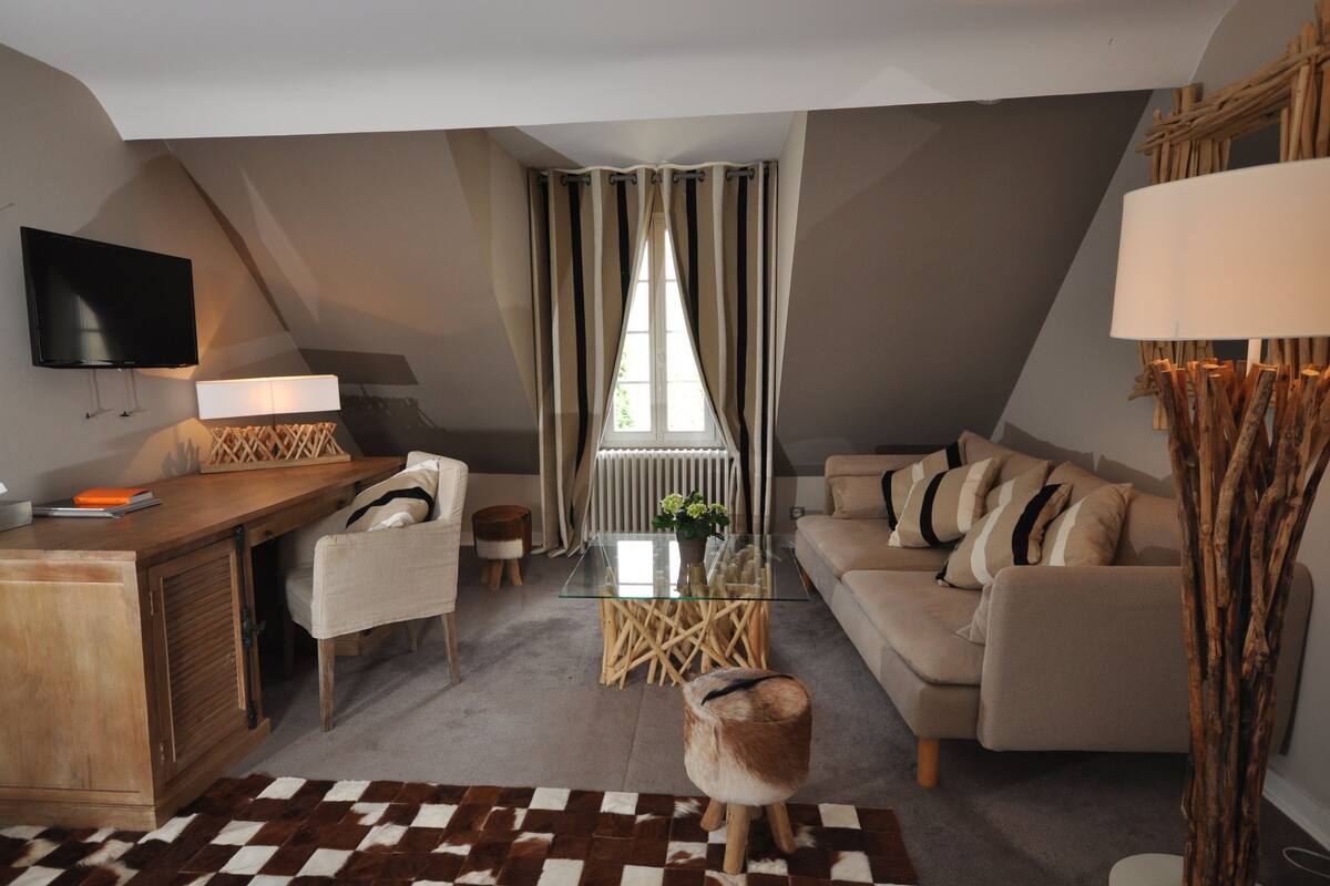 superior double room in the castle | premium bedding, minibar, in-room safe, desk