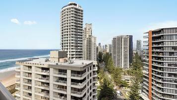 1 Bedroom Superior City View Apartment | View from room