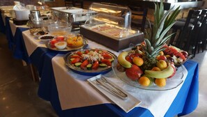 Buffet - Omorfi Poli (Nafplio)