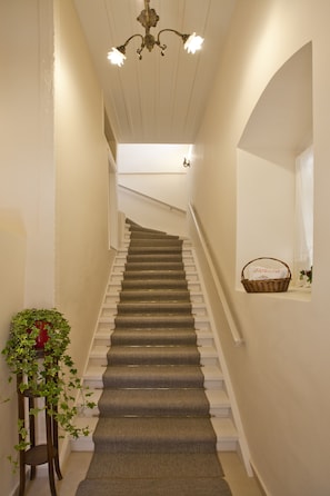 Staircase - Omorfi Poli (Nafplio)