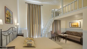Family Room - Omorfi Poli (Nafplio)