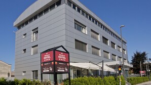 Front of property - Gloria Hotel (Ljubljana)