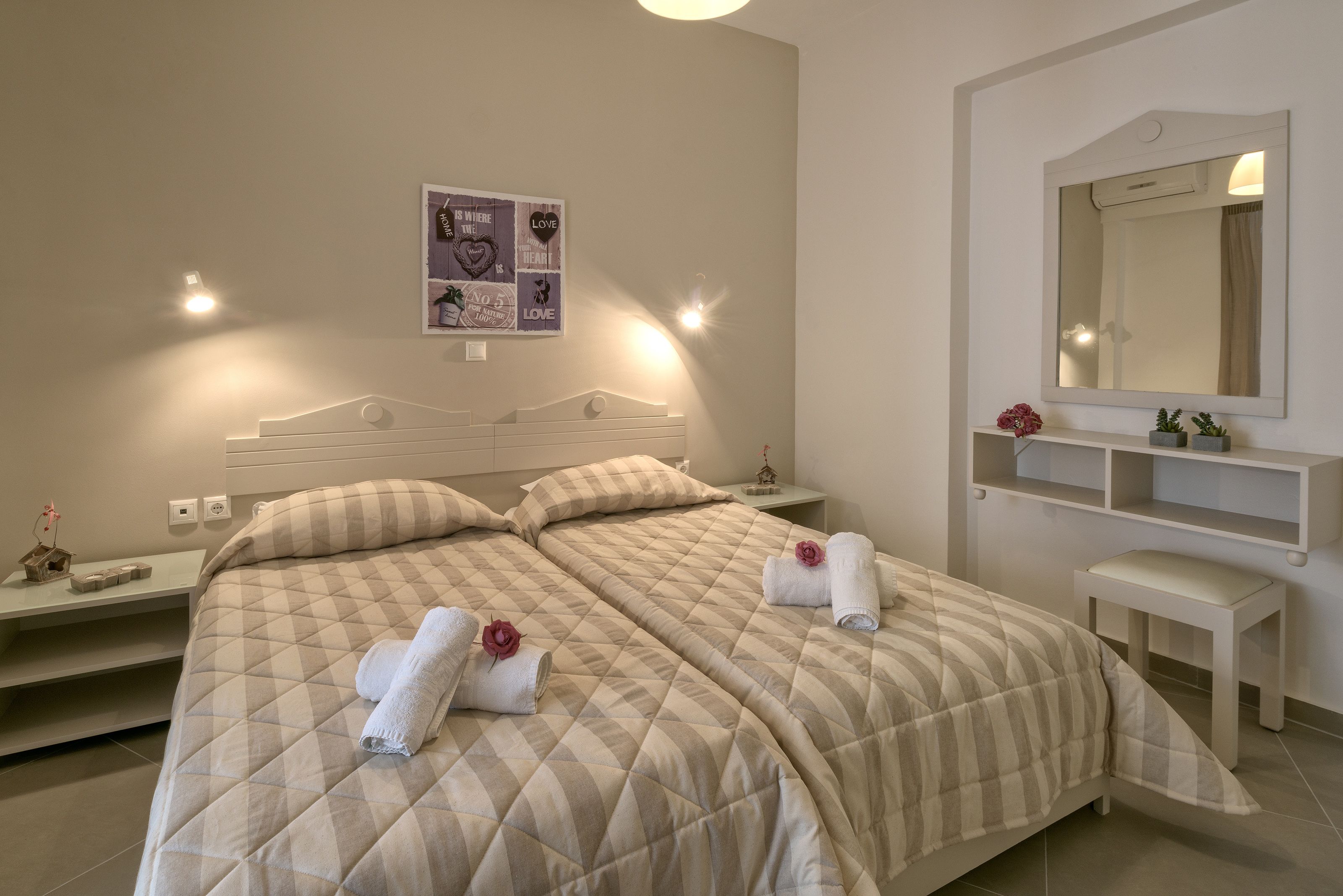 apartment | in-room safe, desk, free cots/infant beds, free wifi