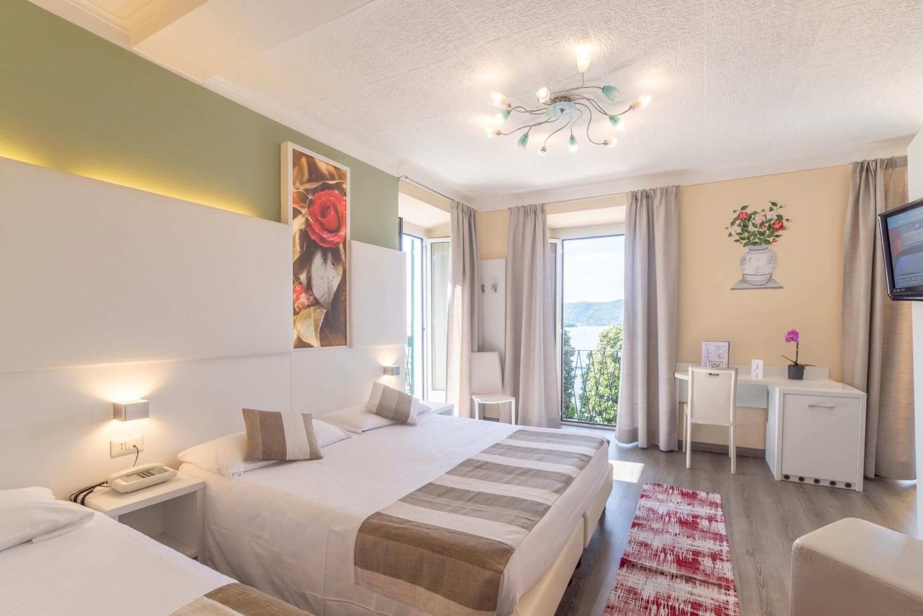 In-room safe, desk, free WiFi, bed sheets