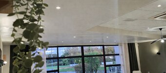 Logis Hôtel Restaurant Les Fontaines