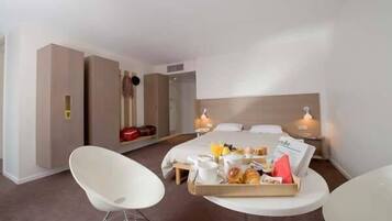 Suite Sénior (Twin) | Coin séjour