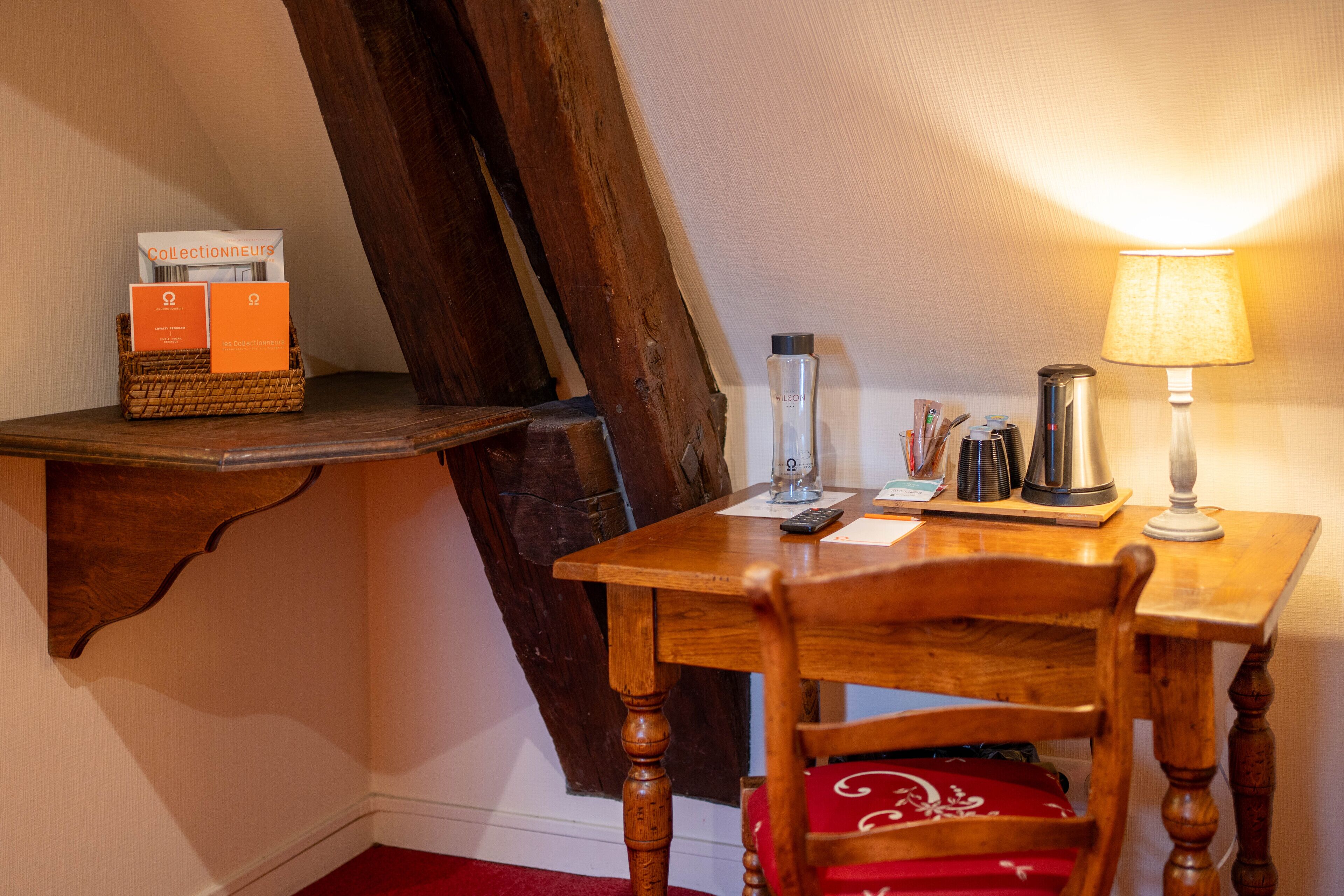 small classic double room | coffee and/or coffee maker