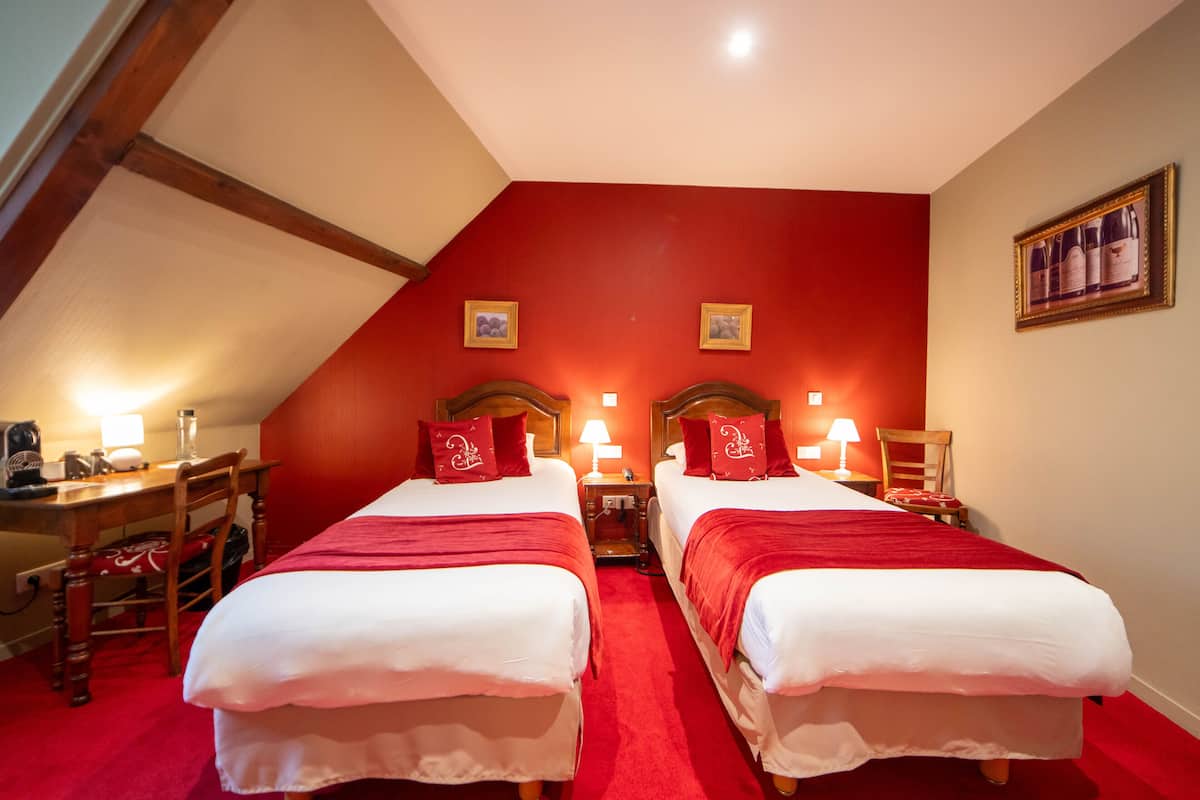 Superior Twin kamer | Luxe beddengoed, een kluis op de kamer, individueel gedecoreerd