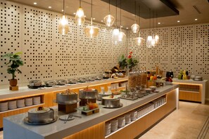 Breakfast served  - Hilton San Salvador (San Salvador)