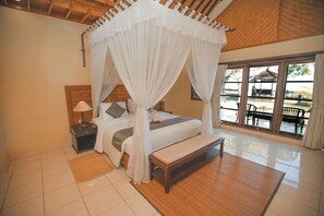 Room - Aditya Beach Resort (Banjar)