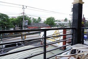 Unclassified image, 2 of 23, button - Khresna Guest House Malioboro (Yogyakarta)