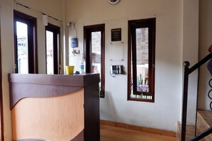 Unclassified image, 4 of 22, button - Khresna Guest House Malioboro (Yogyakarta)
