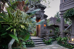 Majoituspaikan sisäänkäynti