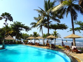2 outdoor pools, pool umbrellas, sun loungers
