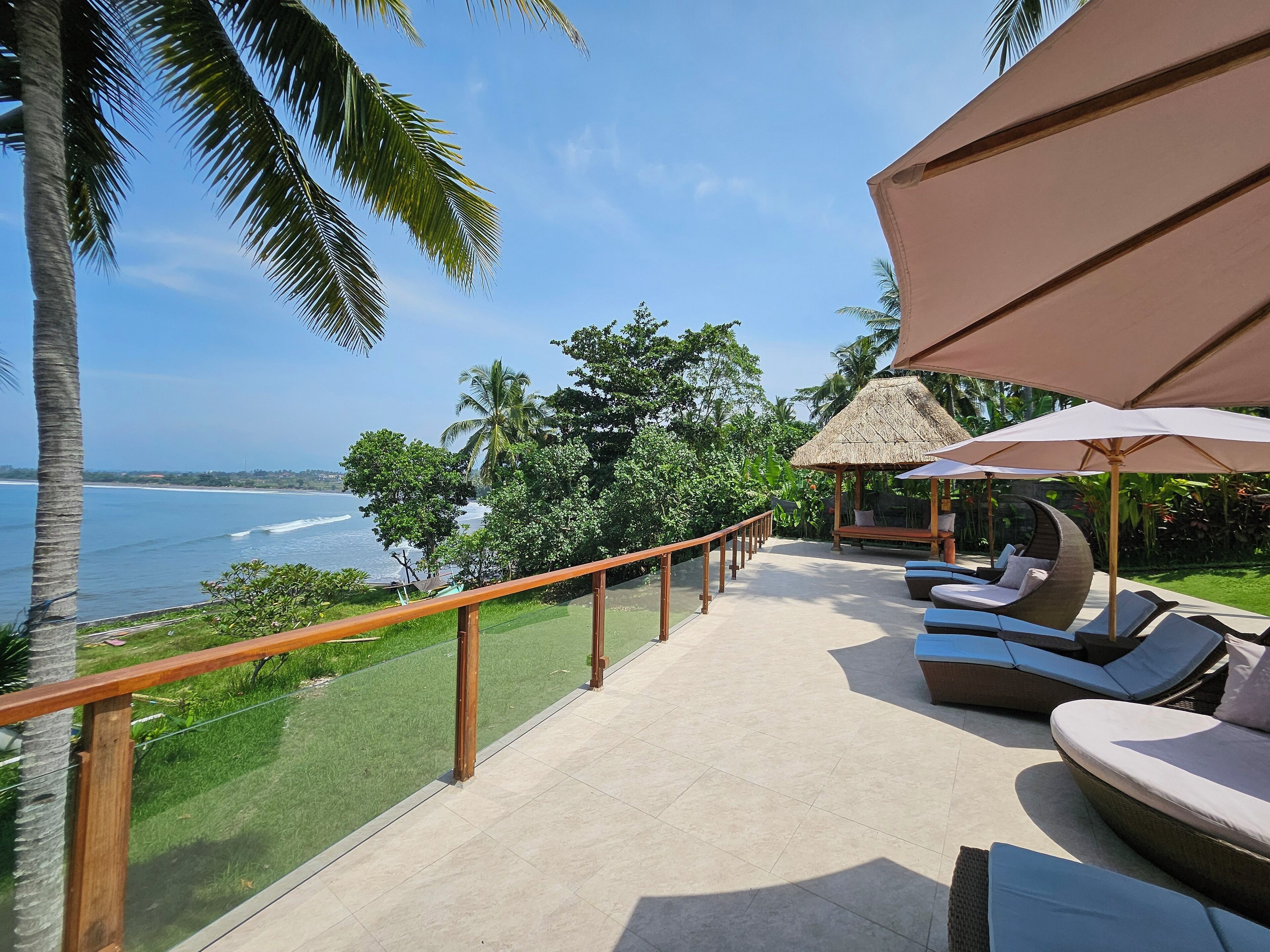 Sun deck