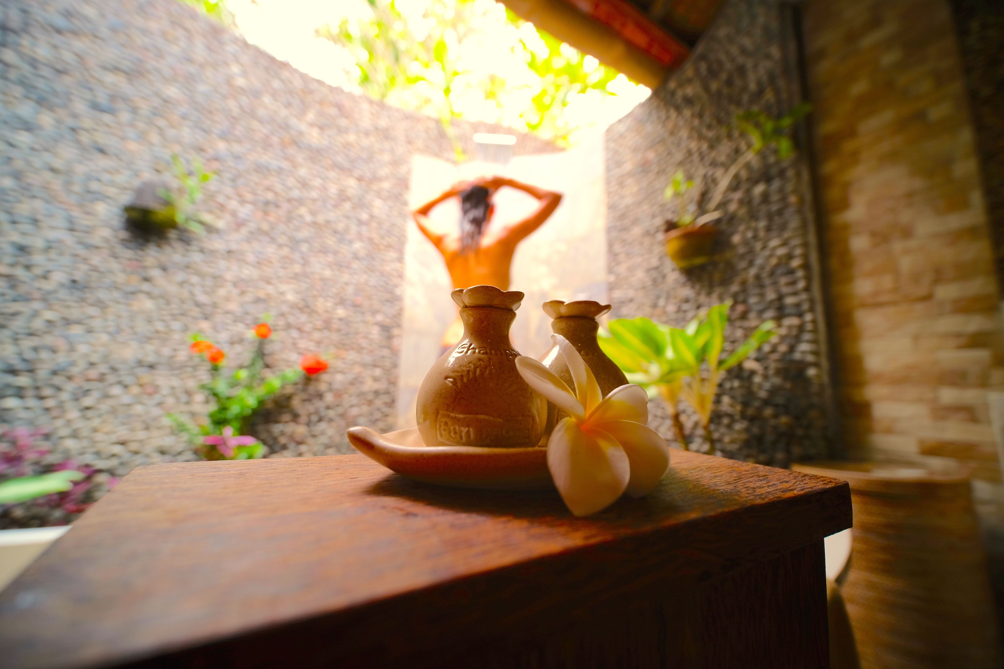 luxury cottage, sea view | bathroom | separate bathtub and shower, deep-soaking bathtub, rainfall showerhead