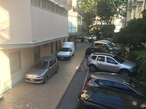 Free self-parking