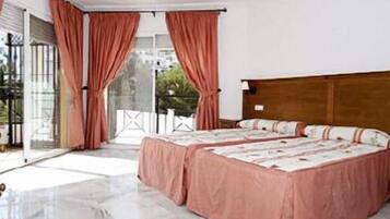 Blackout curtains, cots/infant beds, rollaway beds