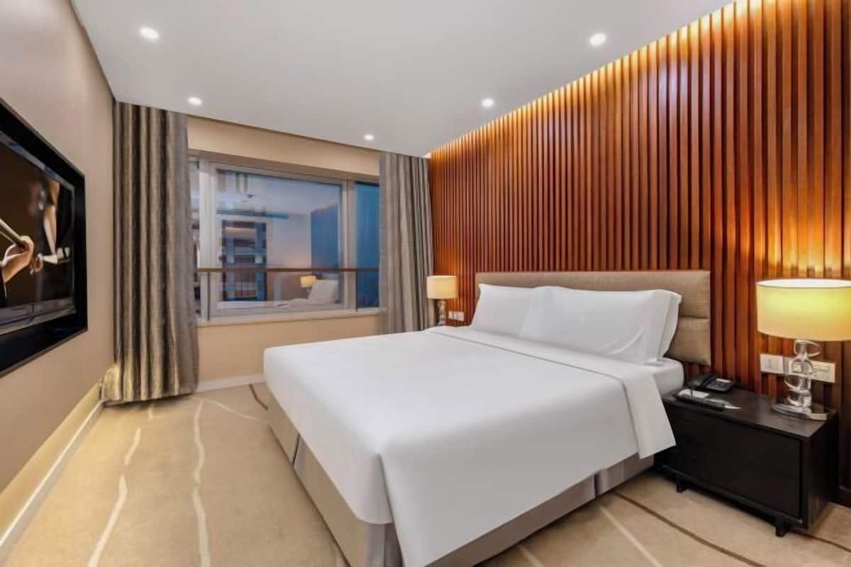 Premium bedding, down duvets, in-room safe, individually decorated