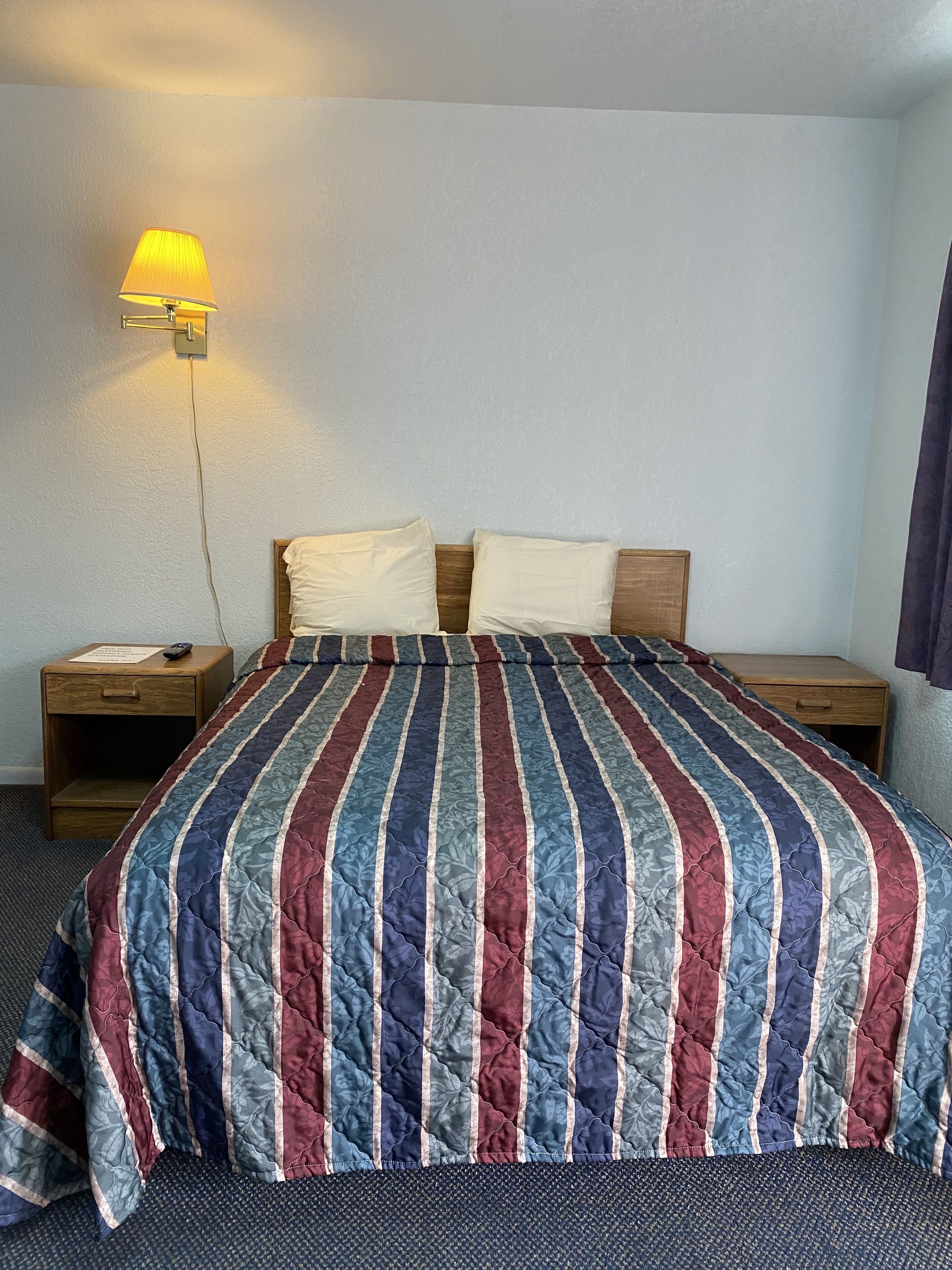 Chambre Standard, 1 grand lit | Wi-Fi gratuit, draps fournis