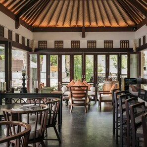 2 restaurants, breakfast served - Homm Saranam Baturiti (Baturiti)