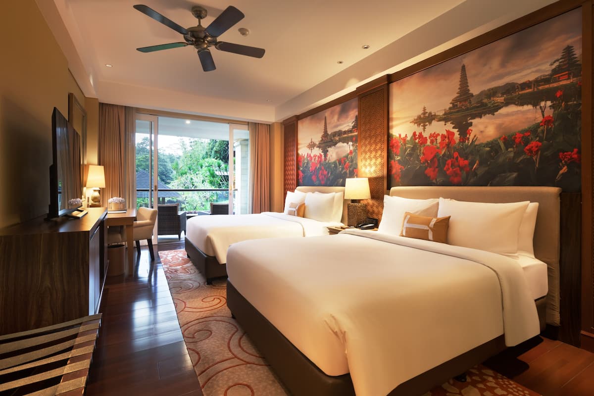 Family Room, 2 Double Beds, Valley View