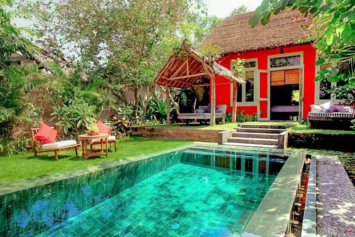 Suite, Private Pool, Beachfront (Bhagavat Gita) | Egyptian cotton sheets, premium bedding, minibar, in-room safe