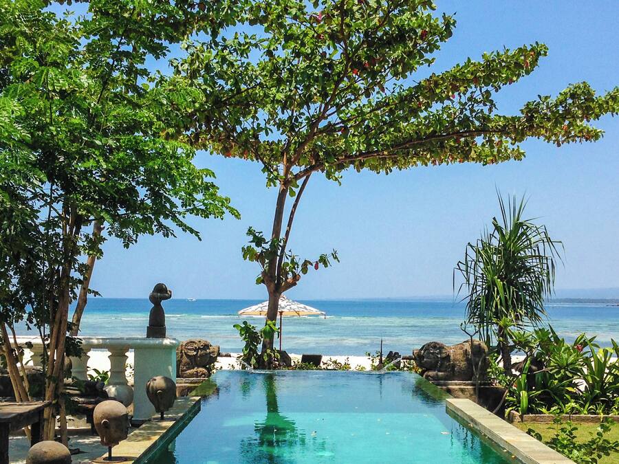 Sang Hyang Suites | Egyptian cotton sheets, premium bedding, minibar, in-room safe