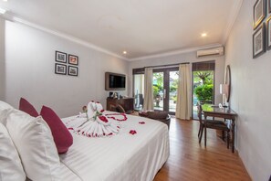 Super Deluxe Double, Pool Access | Premium bedding, in-room safe, desk, iron/ironing board - The Lokha Legian Resort & Spa (Legian)