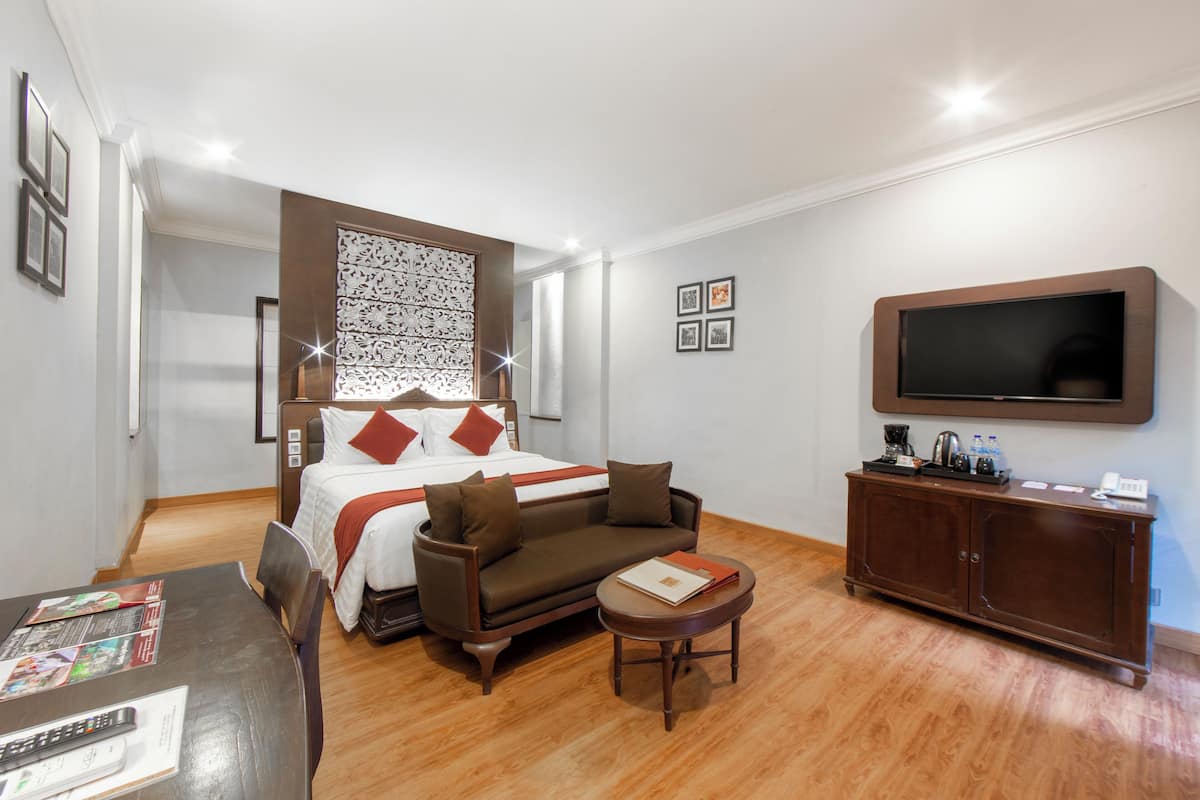 Super Deluxe Double, Pool Access | Premium bedding, in-room safe, desk, iron/ironing board