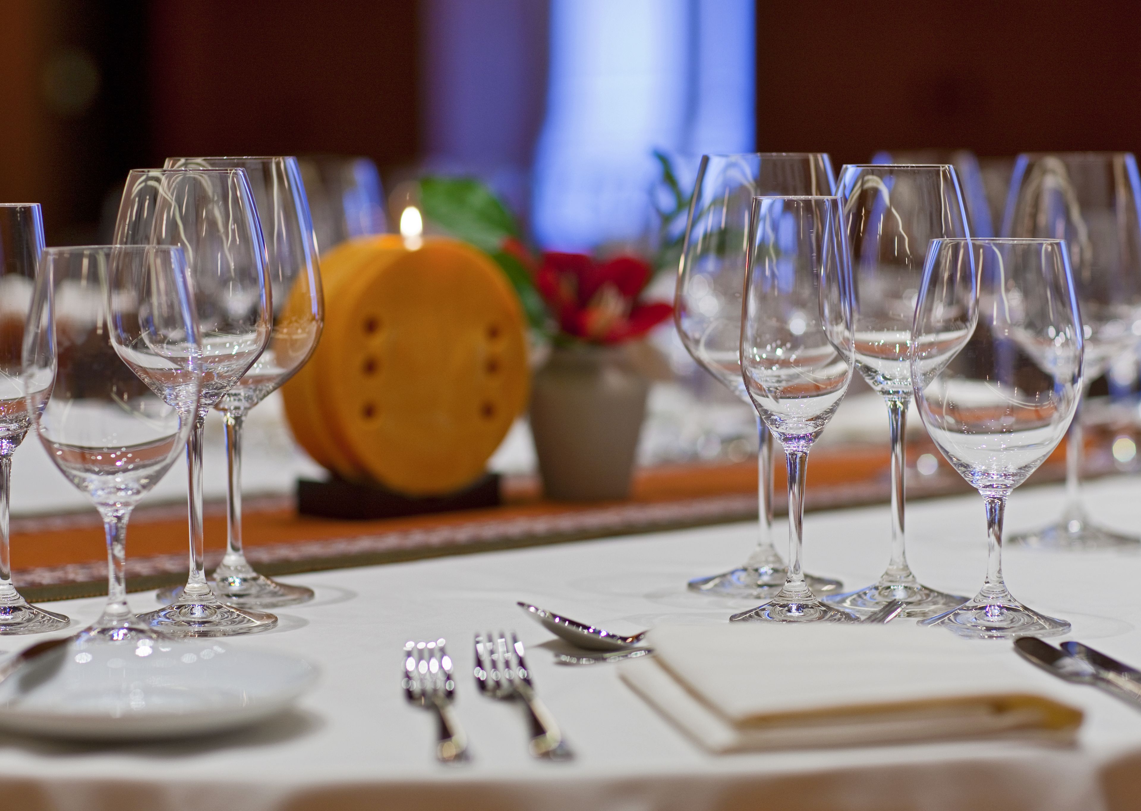 供應自助早餐 (費用另計)