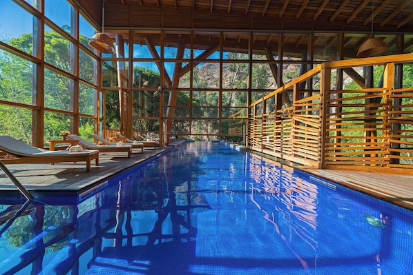 Indoor pool, outdoor pool