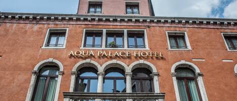 Façade de l’hébergement