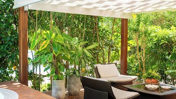 Elite-Apartment, 3 Schlafzimmer, Terrasse, Erdgeschoss | Ausblick vom Zimmer