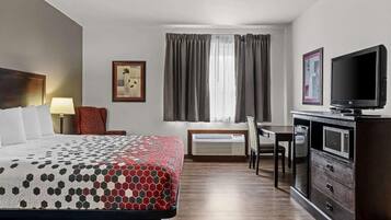 Habitación ejecutiva, 1 cama King size, para no fumadores | Escritorio, espacio para trabajar con laptop y insonorización