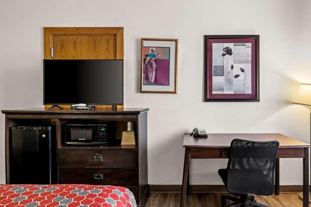 desk, laptop workspace, soundproofing, iron/ironing board